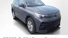 Delfingrau metallic Gebraucht 2024 VW Tiguan R-line SUV | 47.440 € (Superpreis)