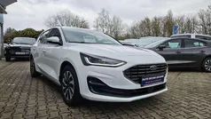 Frozen white Neu 2025 Ford Focus Titanium Kombi | 29.290 € (Fairer Preis)