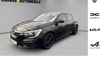 Gebraucht Renault Mégane IV Play 132 PS (97 kW) 2017 Schwarz Limousine