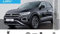 Deep black perleffekt Gebraucht 2024 VW T-Roc Style SUV | 31.770 € (Fairer Preis)