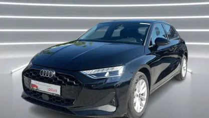 Gebraucht Audi A3 Ambiente 116 PS (85 kW) 2025 Brillantschwarz Limousine