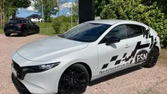 Beige Gebraucht 2025 Mazda 3 Homura-Line Limousine | 32.900 € (Fairer Preis)