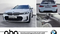 Weiß Gebraucht 2024 BMW 330 M Sport Kombi | 46.350 € (Fairer Preis)