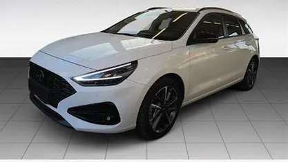 Gebraucht Hyundai i30 Advantage 150 PS (110 kW) 2025 Weiß Kombi