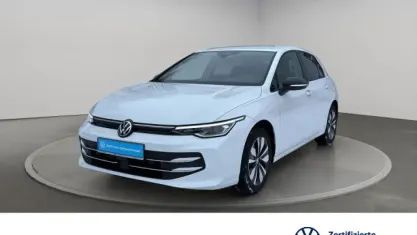 Gebraucht VW Golf VIII Goal 150 PS (110 kW) 2025 Oryxweiß perlmutteffekt Limousine