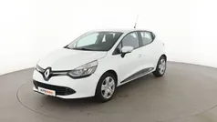 Weiß Gebraucht 2015 Renault Clio IV Dynamique Limousine | 7.740 € (Etwas zu teuer)