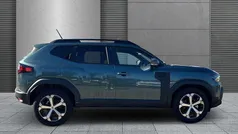 Zedergrün Neu 2025 Dacia Duster Journey SUV | 24.490 € (Fairer Preis)