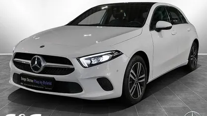Gebraucht Mercedes A250 Business 160 PS (117 kW) 2021 Unilack polarweiß Limousine