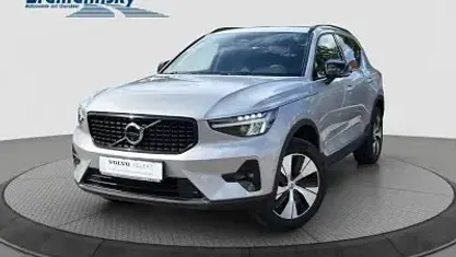 Gebraucht Volvo XC40 Plus 163 PS (119 kW) 2025 Silber SUV