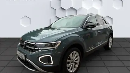 Gebraucht VW T-Roc Style 150 PS (110 kW) 2022 Blau SUV