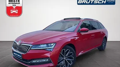 Usado Skoda Superb LAURIN & KLEMENT 280 HP (205 kW) 2023 Vermelho Carrinha
