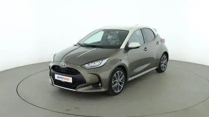 Gebraucht Toyota Yaris Elegant 91 PS (66 kW) 2020 Gelb Kleinwagen
