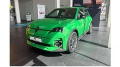 Pop green! metallic Neu 2025 Renault R5 Evolution Kleinwagen | 27.998 € (Fairer Preis)