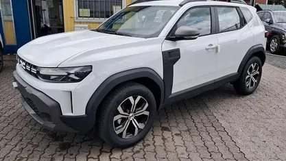 Gebraucht 2025 Dacia Duster Expression SUV | 26.649 € (Fairer Preis)