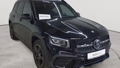 Gebraucht Mercedes GLB200 AMG line 150 PS (110 kW) 2023 Kosmosschwarz metallic SUV
