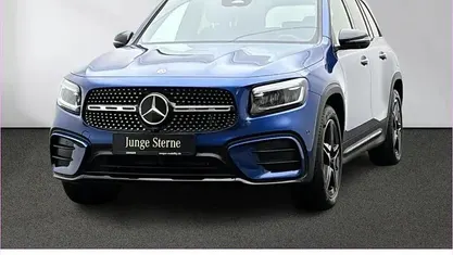 Blau Gebraucht 2025 Mercedes GLB220 AMG SUV | 50.900 € (Fairer Preis)