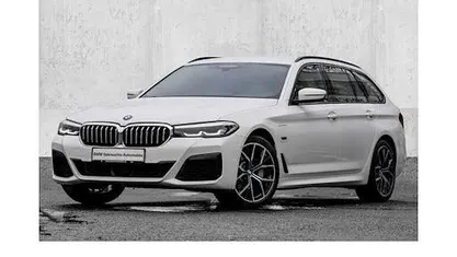 Gebraucht BMW 530e M Sport 292 PS (214 kW) 2022 Kombi
