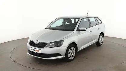 Grau Gebraucht 2015 Skoda Fabia Ambition Kombi | 9.790 € (Etwas zu teuer)