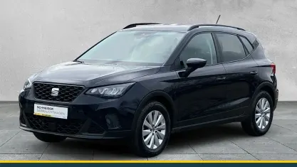 Używany Seat Arona Style 110 KM (80 kW) 2022 Niebieski SUV