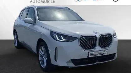 Gebraucht BMW X3 Sport Line 299 PS (219 kW) 2025 Alpinweiss SUV