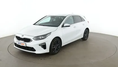 Gebraucht Kia Ceed Spirit 140 PS (102 kW) 2021 Weiß Kleinwagen