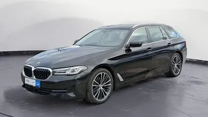 Gebraucht BMW 520 Sport Line 190 PS (139 kW) 2023 Kombi