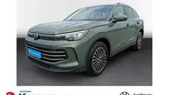 Grün Gebraucht 2024 VW Tiguan IQ Drive SUV | 43.880 € (Superpreis)