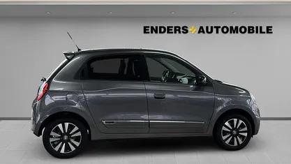 Grau Gebraucht 2023 Renault Twingo Techno Kleinwagen | 11.980 € (Guter Preis)