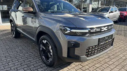 Dolomit grau Neu 2025 Dacia Bigster Extreme SUV | 34.320 € (Fairer Preis)
