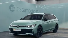 Grün Gebraucht 2024 VW Passat R-line Kombi | 47.830 € (Fairer Preis)