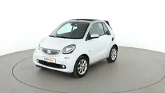 Weiß Gebraucht 2016 Smart ForTwo Cabrio Basis Cabrio | 12.630 € (Fairer Preis)