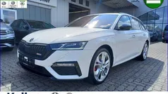Weiß Gebraucht 2021 Skoda Octavia RS Kombi | 26.970 € (Fairer Preis)