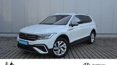 Weiß (pure white) Gebraucht 2022 VW Tiguan Allspace Life SUV | 30.640 € (Fairer Preis)