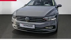 Mondsteingrau Gebraucht 2023 VW Passat Business Kombi | 23.380 € (Fairer Preis)
