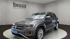 Gebraucht 2024 VW T-Roc Style SUV | 29.900 € (Fairer Preis)