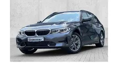 Gebraucht 2022 BMW 320 Sport Line Kombi | 35.880 € (Teuer)