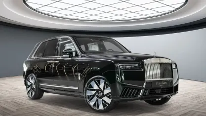 Neu Rolls Royce Cullinan 571 PS (419 kW) 2026 Schwarz SUV