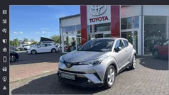 Metalstreamgrau metallic Gebraucht 2017 Toyota C-HR SUV | 17.850 € (Fairer Preis)