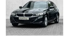 Schwarz Gebraucht 2023 BMW 320 Sport Line Kombi | 35.400 € (Fairer Preis)