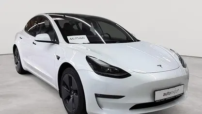 Gebraucht Tesla Model 3 365 kW (497 PS) 2023 Pearl white multicoat Limousine