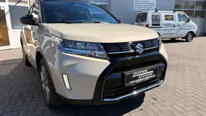 Nowe Suzuki Vitara Comfort 129 KM (94 kW) 2026 Biały SUV