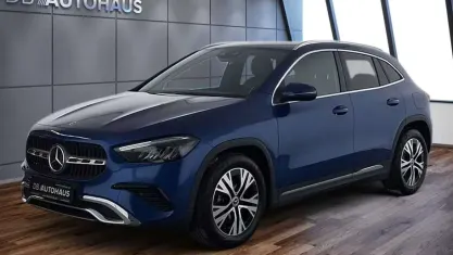 Gebraucht Mercedes GLA180 Advanced 136 PS (100 kW) 2023 Blau SUV