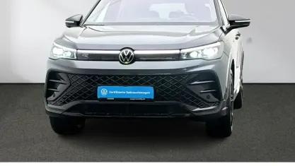Gebraucht VW Tiguan Style 193 PS (141 kW) 2025 Grau SUV