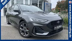 Magneticgrau Gebraucht 2023 Ford Focus ST-Line Kombi | 22.890 € (Fairer Preis)