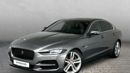 Gebraucht Jaguar XE 204 PS (150 kW) 2021 Grau Limousine