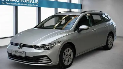 Gebraucht VW Golf VIII Life 116 PS (85 kW) 2023 Silber Kombi