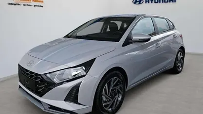 Lumen grey / mic Neu 2025 Hyundai i20 Trend Limousine | 22.870 € (Fairer Preis)