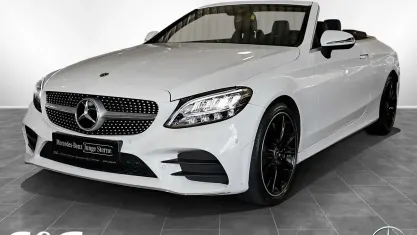 Gebraucht Mercedes C300 AMG 258 PS (189 kW) 2021 Unilack polarweiß Cabrio