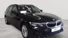 Saphirschwarz metallic Gebraucht 2022 BMW 320e Sport Line Kombi | 23.990 € (Superpreis)