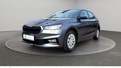 Gebraucht Skoda Fabia Essence 80 PS (58 kW) 2026 Grau Limousine